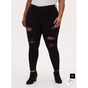 Torrid Sky High Skinny Jeans Plus Size 14 Black Distressed‎ High-Rise